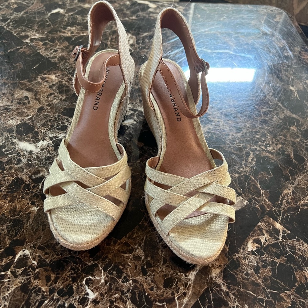 Lucky Brand Sandals